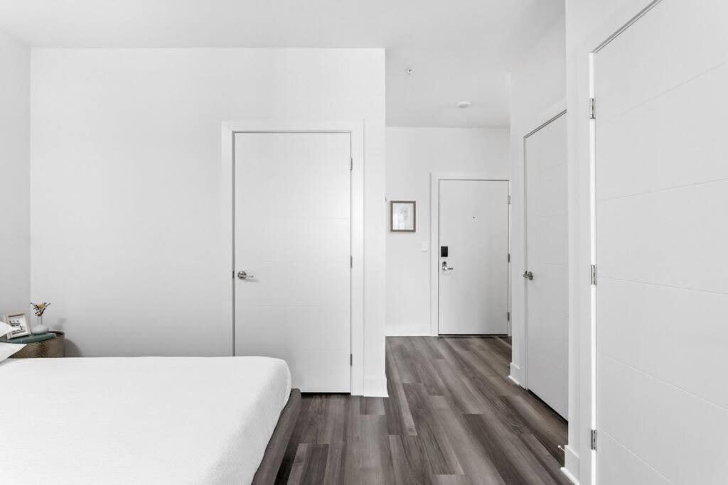 Mid-Century Modern Studio Cozysuites Downtown Indianapolis Extérieur photo